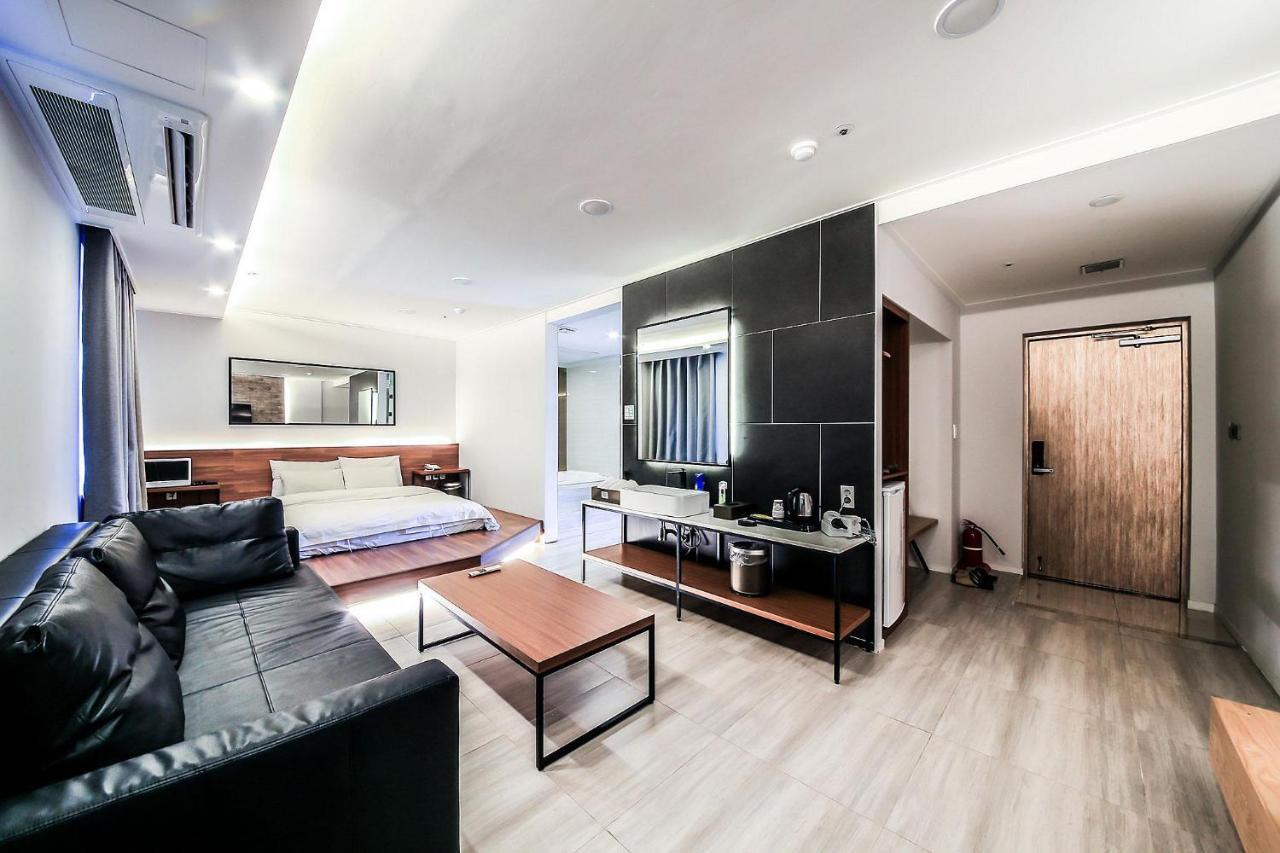 Seoul Business Blvd Hotel Ora ภายนอก รูปภาพ